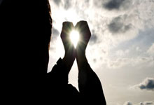 NG28：4场21球3场加时2场点球，欧足联官方：精彩的欧国联之夜😍.